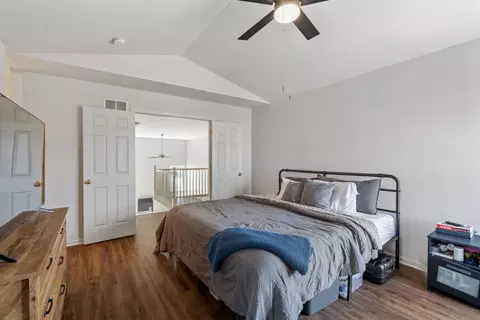 Bedroom - 21543 Eich Dr, Crest Hill, IL 60403 photo 2 of 3