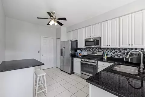 Kitchen - 21543 Eich Dr, Crest Hill, IL 60403 photo 1 of 2