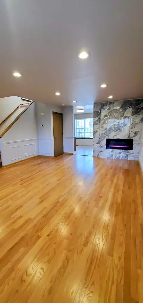 Living - 1440 E 72nd St, Chicago, IL 60619 photo 2 of 3
