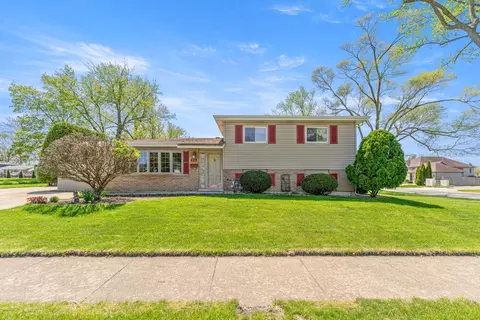229 Illinois St, Park Forest, IL 60466