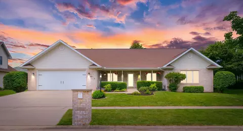 2809 Slayback St, Urbana, IL 61802