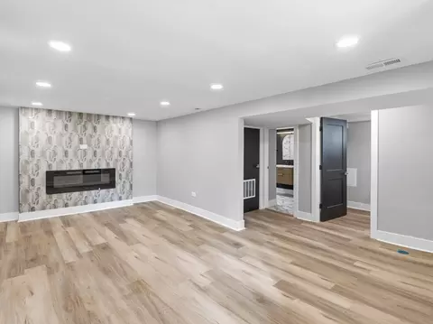 Living - 600 E 87th Pl, Chicago, IL 60619 photo 5 of 8