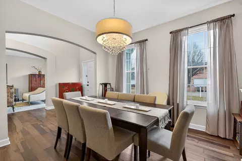 Dining - 5285 Shotkoski Dr, Hoffman Estates, IL 60192 photo 3 of 4