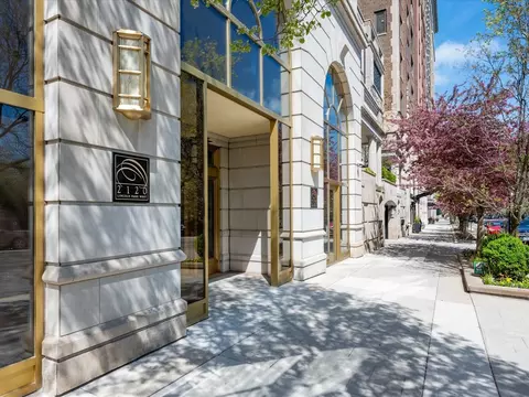 2120 N Lincoln Park W #15, Chicago, IL 60614