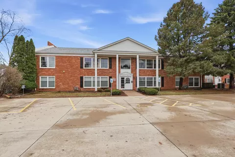 3215 E Locust St #A1-3, Davenport, IA 52803