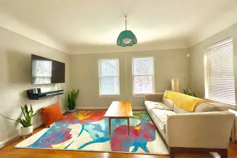 Living - 3901 Custer Ave, Lyons, IL 60534 photo 1 of 1