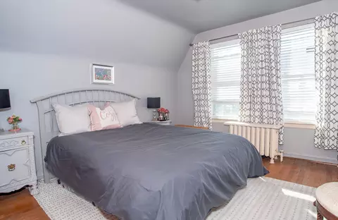Bedroom - 3901 Custer Ave, Lyons, IL 60534 photo 1 of 1