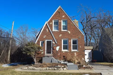 3901 Custer Ave, Lyons, IL 60534