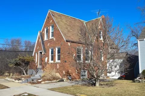 Exterior - 3901 Custer Ave, Lyons, IL 60534 photo 3 of 4