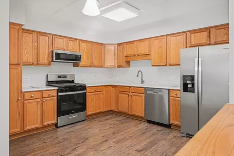 Kitchen - 1327 E Washington St #309, Des Plaines, IL 60016 photo 1 of 2