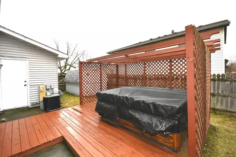 Exterior - 358 Thistle Dr, Bolingbrook, IL 60490 photo 4 of 5