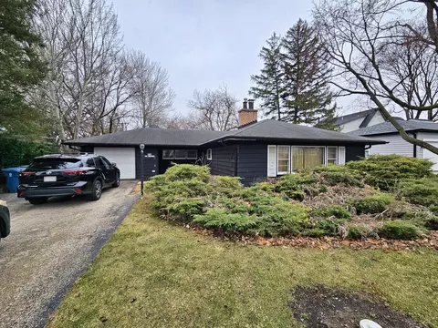 270 E Saint Charles Rd, Elmhurst, IL 60126