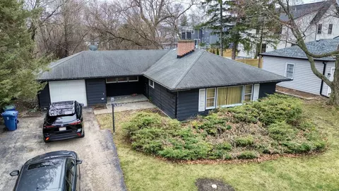 270 E Saint Charles Rd, Elmhurst, IL 60126 photo 14