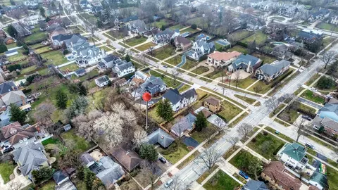 270 E Saint Charles Rd, Elmhurst, IL 60126 photo 21
