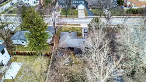 270 E Saint Charles Rd, Elmhurst, IL 60126 photo 10