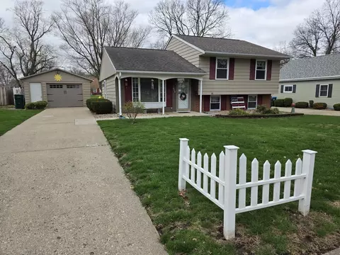 610 10th Ave, Rock Falls, IL 61071