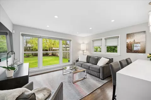 Living - 912 Hunter Rd, Wilmette, IL 60091 photo 6 of 7