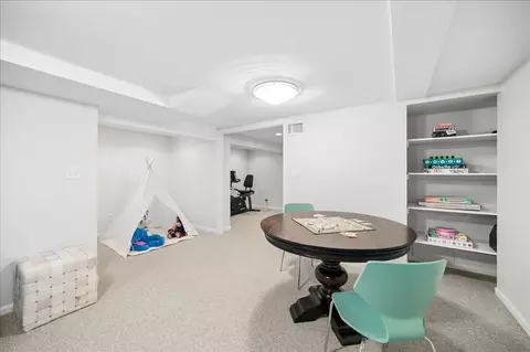 Other - 912 Hunter Rd, Wilmette, IL 60091 photo 5 of 7