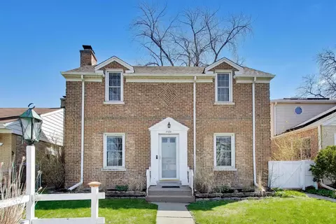 7531 Kolmar Ave, Skokie, IL 60076
