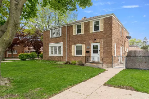 7805 W Balmoral Ave, Chicago, IL 60656