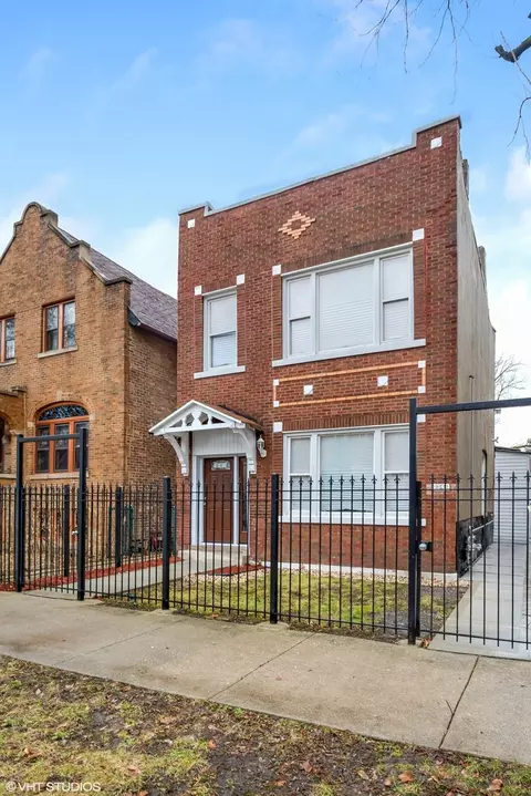 2345 S Lawndale Ave, Chicago, IL 60623