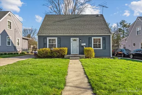 375 S Edison Ave, Elgin, IL 60123