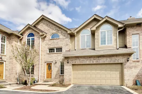 417 Ashbury Dr, Hinsdale, IL 60521