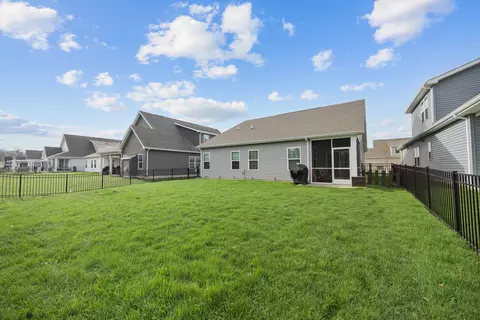 Exterior - 3650 Reddington Cir, Elgin, IL 60124 photo 6 of 6