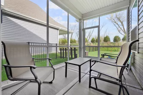 Exterior - 3650 Reddington Cir, Elgin, IL 60124 photo 3 of 6