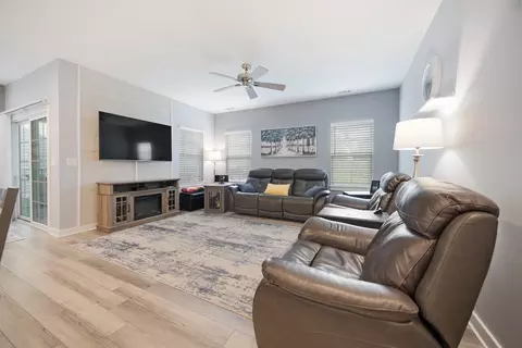 Living - 3650 Reddington Cir, Elgin, IL 60124 photo 1 of 2