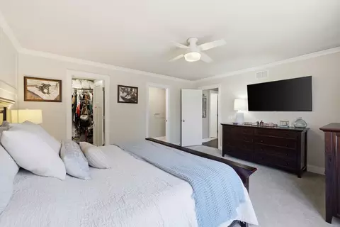 Bedroom - 2105 Timber Ln, Wheaton, IL 60189 photo 2 of 3