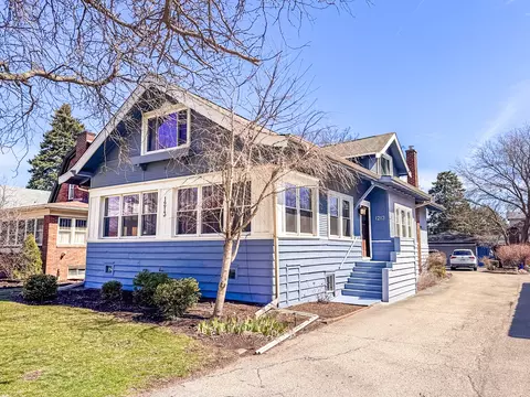 1213 E Prairie Ave, Des Plaines, IL 60016