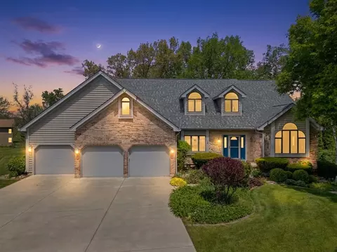 2772 Glendower Ter, Elgin, IL 60124