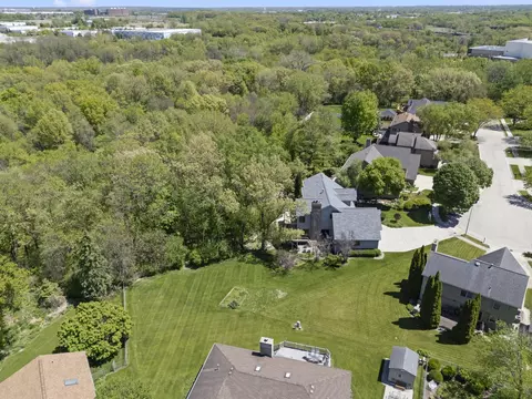 View/Area - 2772 Glendower Ter, Elgin, IL 60124 photo 3 of 5
