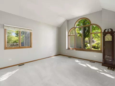 Living - 2772 Glendower Ter, Elgin, IL 60124 photo 1 of 6