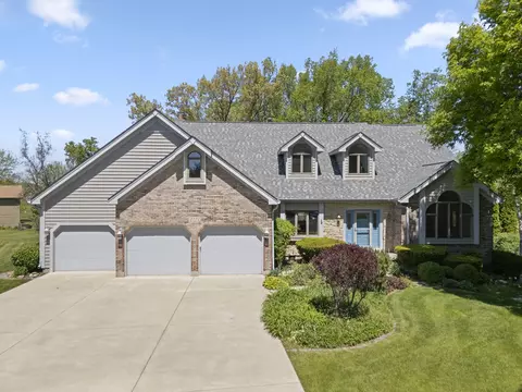 Exterior - 2772 Glendower Ter, Elgin, IL 60124 photo 2 of 9