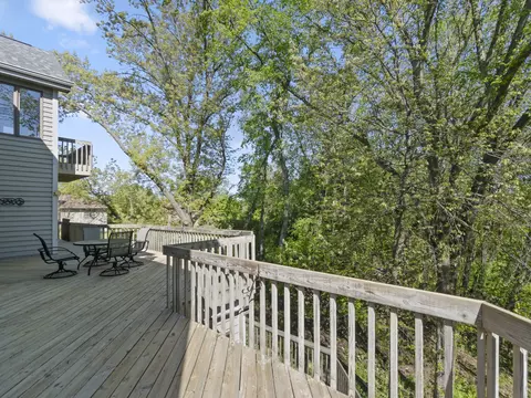 Exterior - 2772 Glendower Ter, Elgin, IL 60124 photo 4 of 9