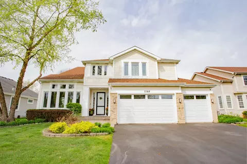 2189 Avalon Dr, Buffalo Grove, IL 60089
