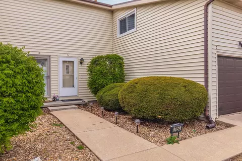 Other - 1715 King Dr #C, Normal, IL 61761 photo 13 of 14