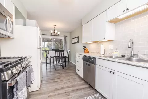 Kitchen - 1715 King Dr #C, Normal, IL 61761 photo 1 of 4
