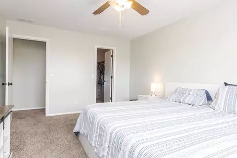 Bedroom - 1715 King Dr #C, Normal, IL 61761 photo 1 of 5