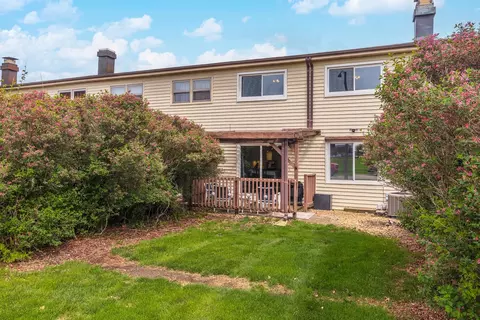 Exterior - 1715 King Dr #C, Normal, IL 61761 photo 1 of 2