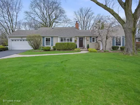 1738 60th St, La Grange Highlands, IL 60525