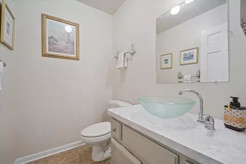Bath - 134 Amherst Dr, Bartlett, IL 60103 photo 1 of 3