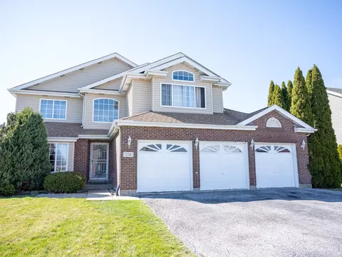 232 Highland Rd, Matteson, IL 60443