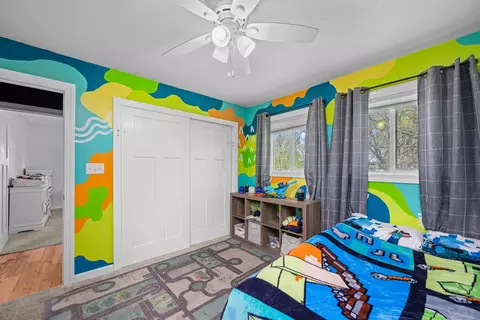 Bedroom - 237 Birch Pl, Kewanee, IL 61443 photo 6 of 6