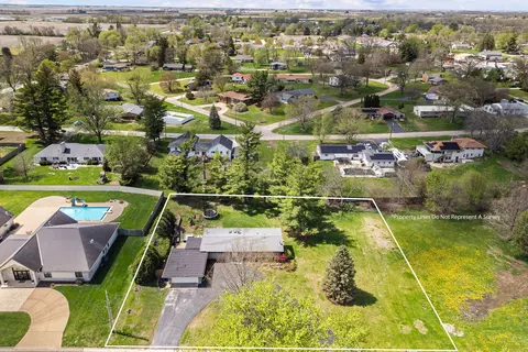 View/Area - 237 Birch Pl, Kewanee, IL 61443 photo 2 of 5