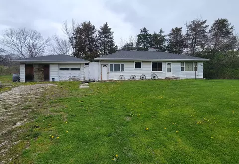 Exterior - 2569 E 22nd Rd, Marseilles, IL 61341 photo 13 of 14