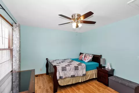 Bedroom - 3916 Nighthawk Ct, Naperville, IL 60540 photo 3 of 6