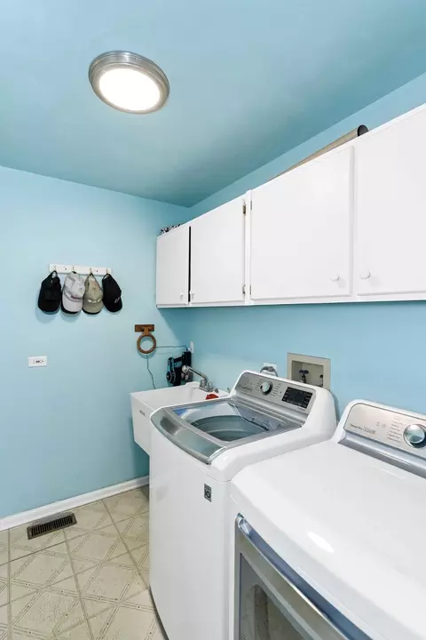 Other - 3916 Nighthawk Ct, Naperville, IL 60540 photo 7 of 15